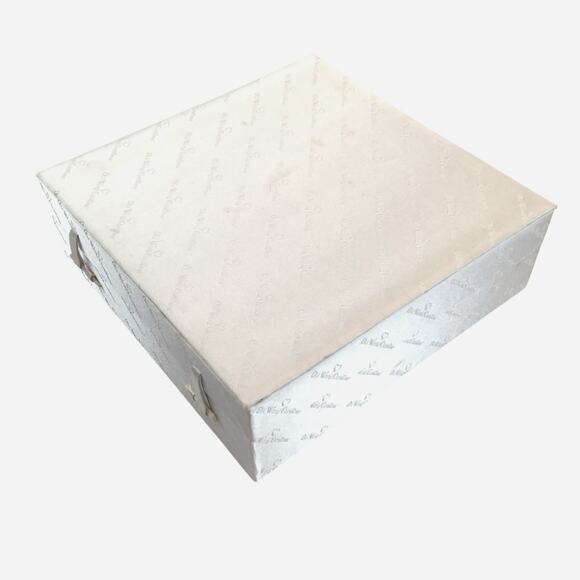 Old World Wedding Ornaments Collection Box Set - Picture 5 of 7